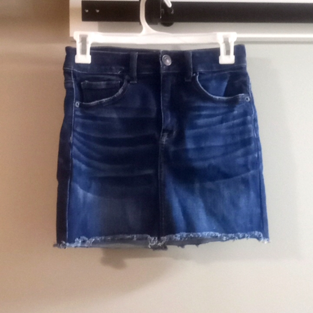 Women's/Juniors American Eagle blue Jean skirt with fringe size 2 regular